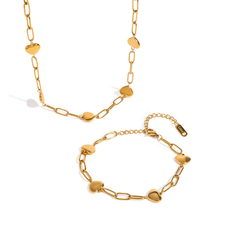 Paper clip love heart necklace, gold plated, view 6 - MRSLM
