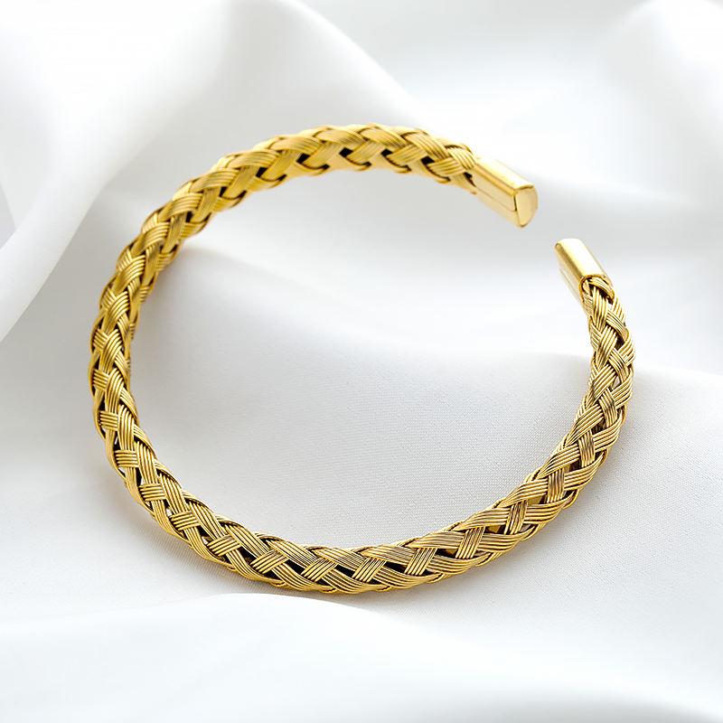 Woven charm bracelet - MRSLM