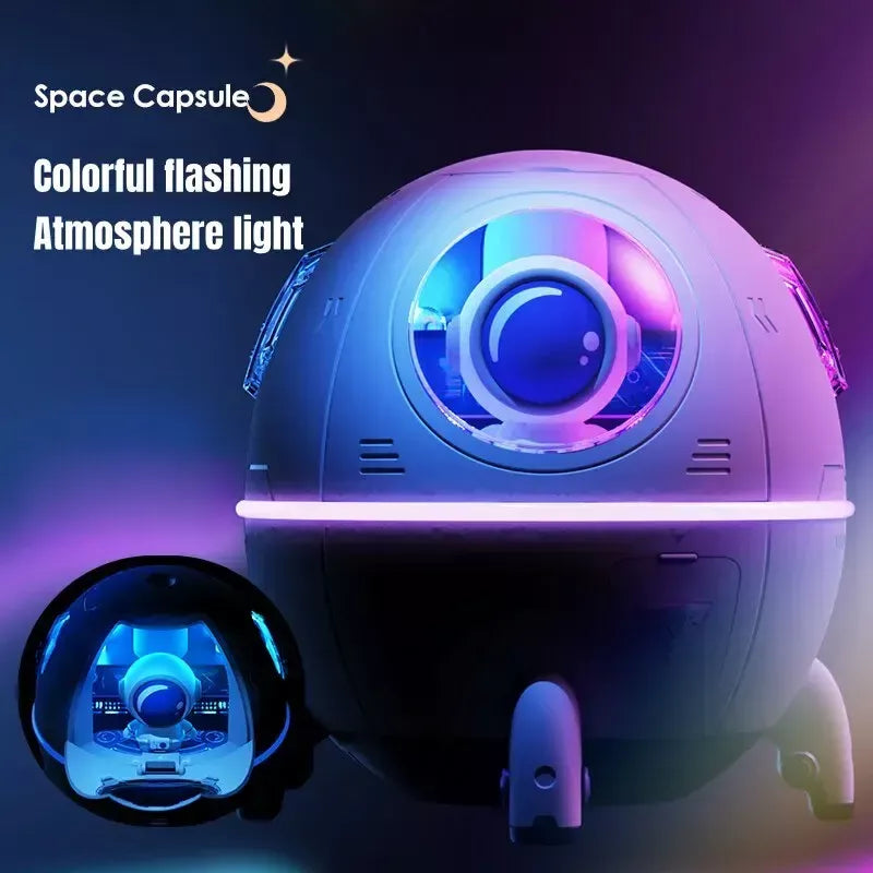 Compact Astronaut USB Air Humidifier with Colorful LED Lights