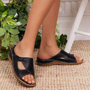 Hollow breathable flat sandals, view 4 - MRSLM