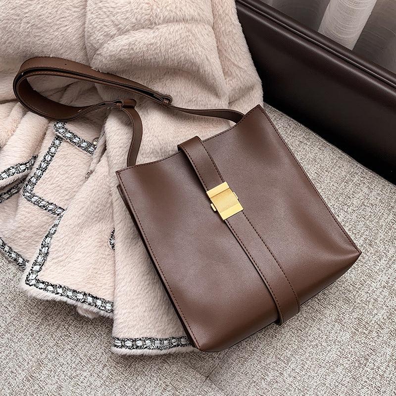simple texture messenger bag, view 9 - MRSLM