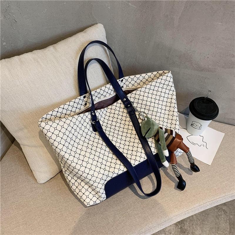 Large summer canvas shoulder tote bag, view 8 - MRSLM