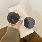 women's round polarized sunglasses, view 3 - MRSLM