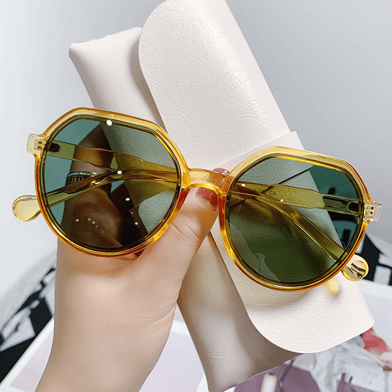 retro small frame sunglasses, view 8 - MRSLM