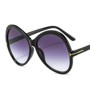 Retro butterfly frame sunglasses, view 3 - MRSLM