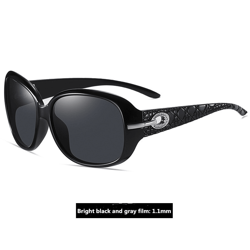 women's classic big frame sunglasses, view 6 - MRSLM