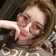 retro square sunglasses, view 5 - MRSLM