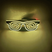 Light-up party glasses - MRSLM