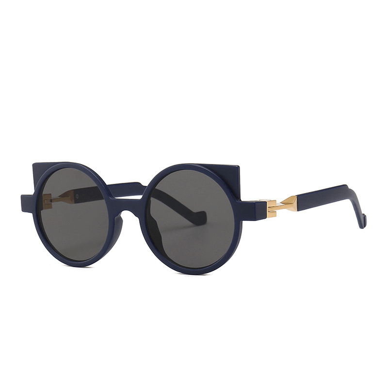 retro cat eye sunglasses, view 3 - MRSLM