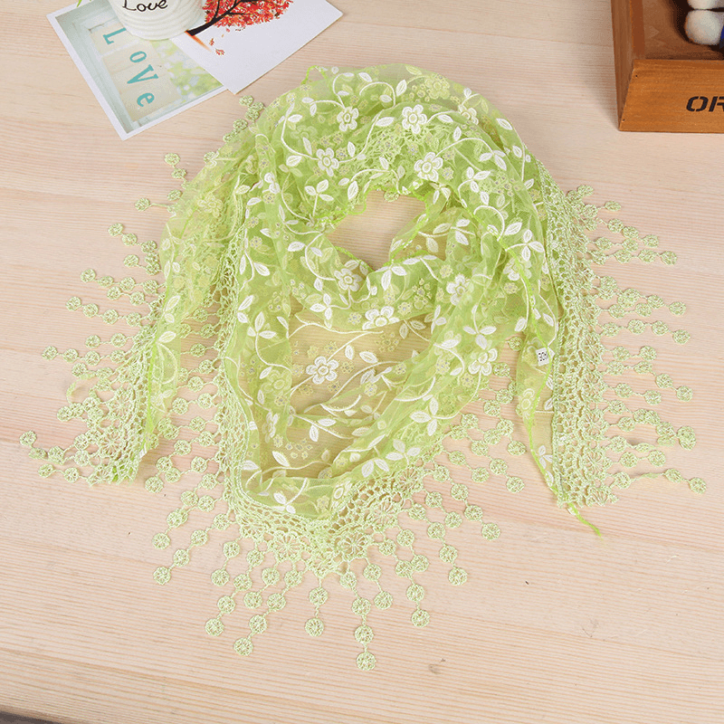 Women's lace fringed scarf, view 3 - MRSLM