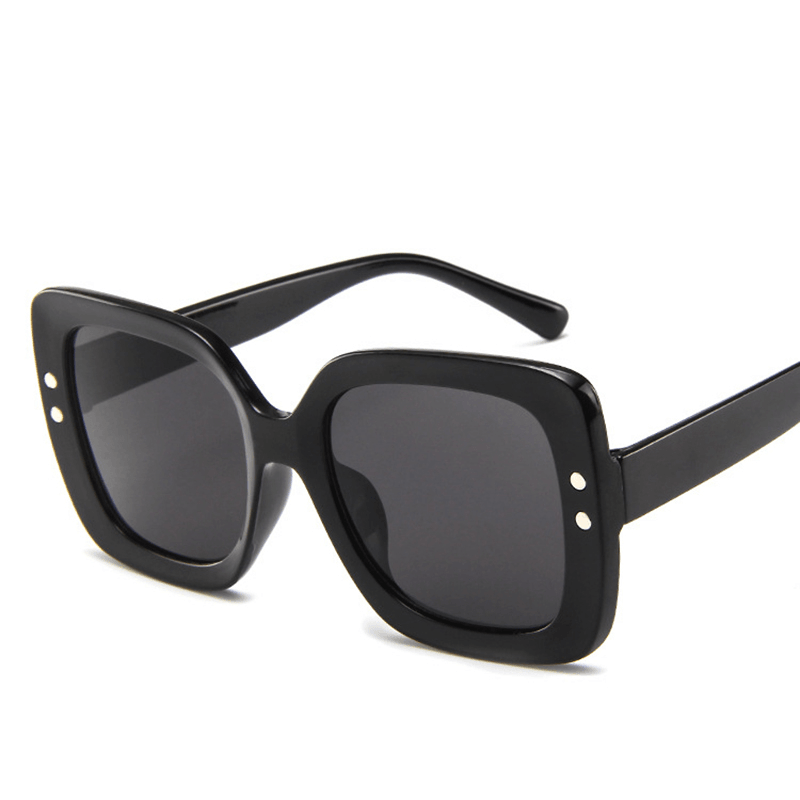 square retro rivet sunglasses - MRSLM
