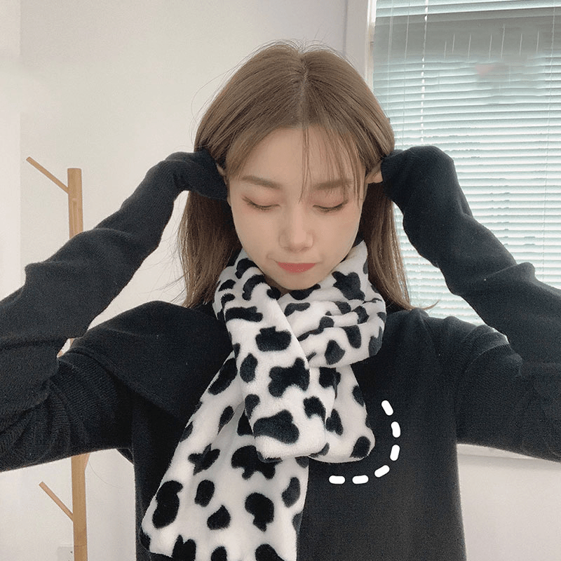 cute cow plush scarf, view 5 - MRSLM
