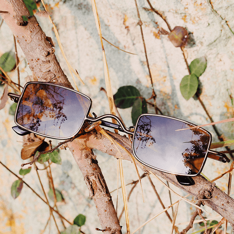 Metal mini small frame retro sunglasses, view 10 - MRSLM