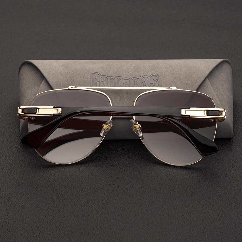 women's retro round frame sunglasses, view 2 - MRSLM