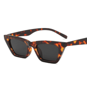 women's retro cat eye sunglasses, view 5 - MRSLM