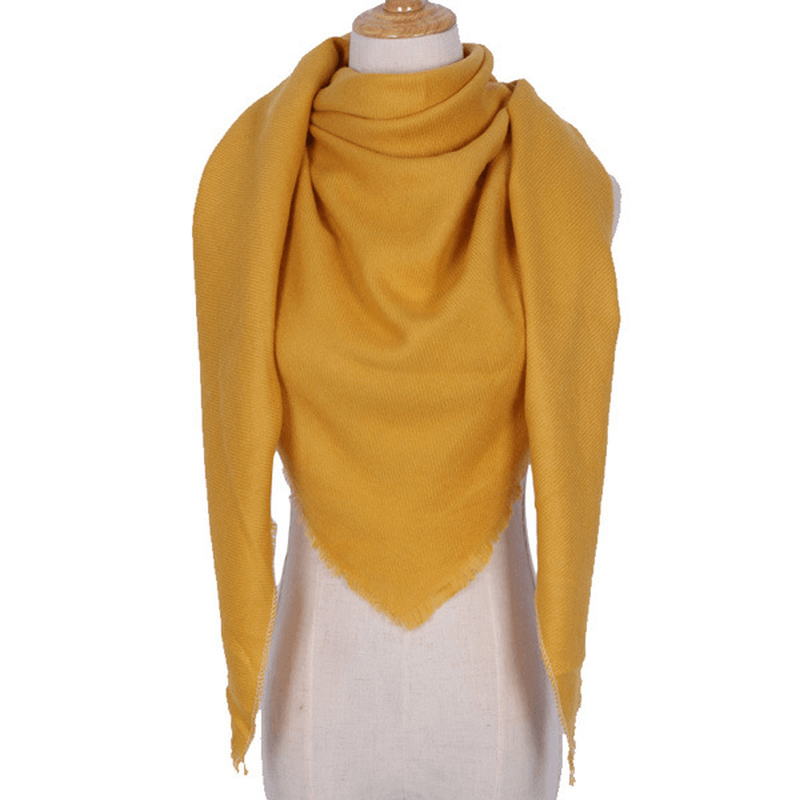 Women's solid-color triangle scarf, view 5 - MRSLM
