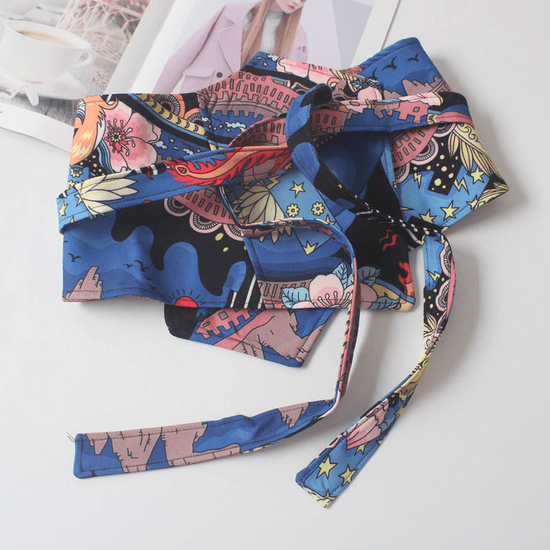 Women's wide waist belt in blue abstract print, view 3 - MRSLM