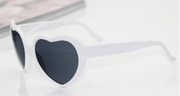 heart shaped effect glasses, view 5 - MRSLM