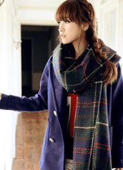 Warm plaid tassel shawl, view 2 - MRSLM