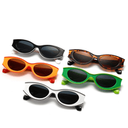 cat eye retro oval sunglasses, view 3 - MRSLM