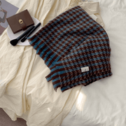 Houndstooth warm scarf, view 3 - MRSLM