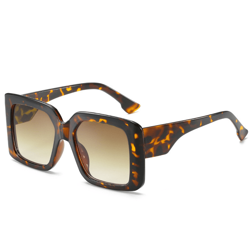 women's large square-frame sunglasses, view 8 - MRSLM