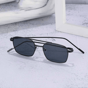 women's simple square sunglasses, view 5 - MRSLM