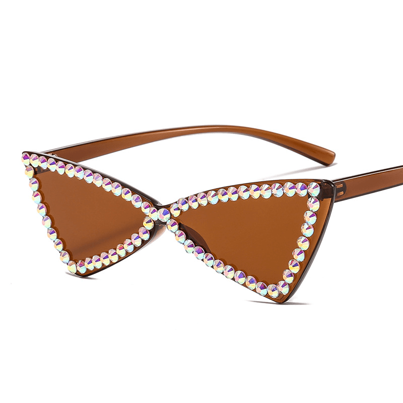 Retro triangle cat eye sunglasses, view 6 - MRSLM