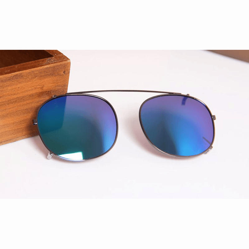 polarized clip-on driving sunglasses, view 4 - MRSLM