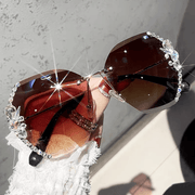 women's square UV400 sunglasses, view 5 - MRSLM