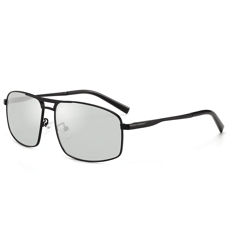 Men's polarized driving sunglasses, view 3 - MRSLM