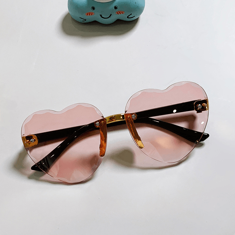 heart-shaped summer sunglasses, view 7 - MRSLM