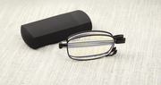 Anti-Blue Light Folding Portable Antenna Legs for Men and Women Lightweight Stainless Steel Glasses - MRSLM