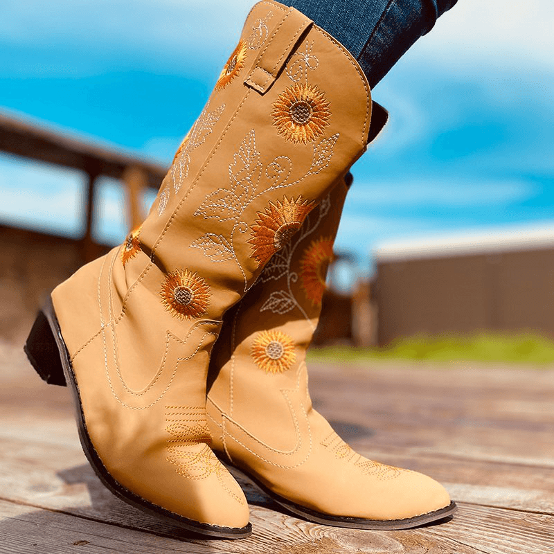 Women'S Large Size Daisy Embroidered Chunky Heel Pointed Toe Mid-Calf Cowboy Boots - MRSLM