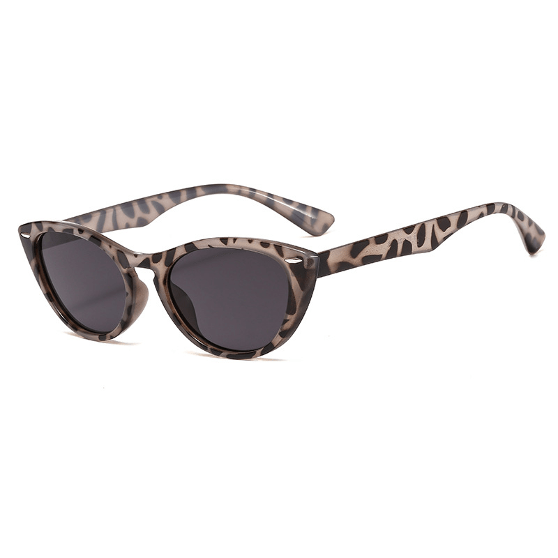 Retro cat eye sunglasses, view 4 - MRSLM
