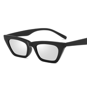 women's retro cat eye sunglasses, view 3 - MRSLM