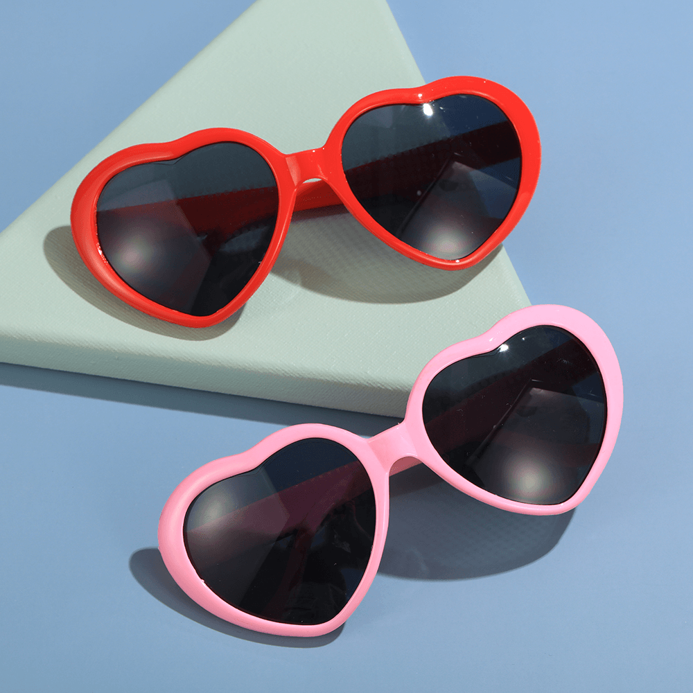 Love Heart Shaped Effects Glasses Watch the Lights Change to Heart Shape at Night Diffraction Glasses Women Fashion Sunglasses