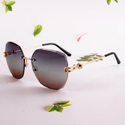 Planet-shaped rimless sunglasses, view 7 - MRSLM