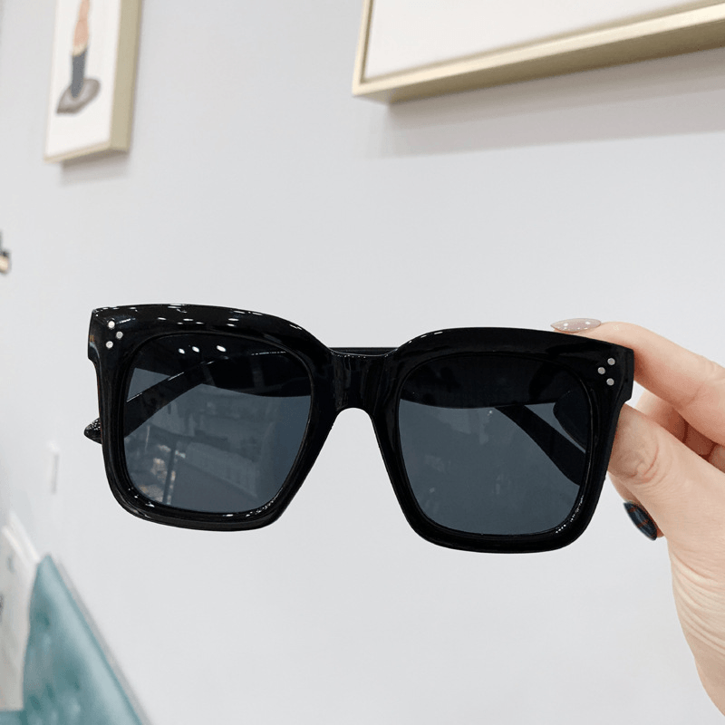 retro rivet big frame sunglasses, view 5 - MRSLM