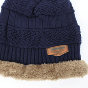 Knitted wool hat and scarf set, view 6 - MRSLM