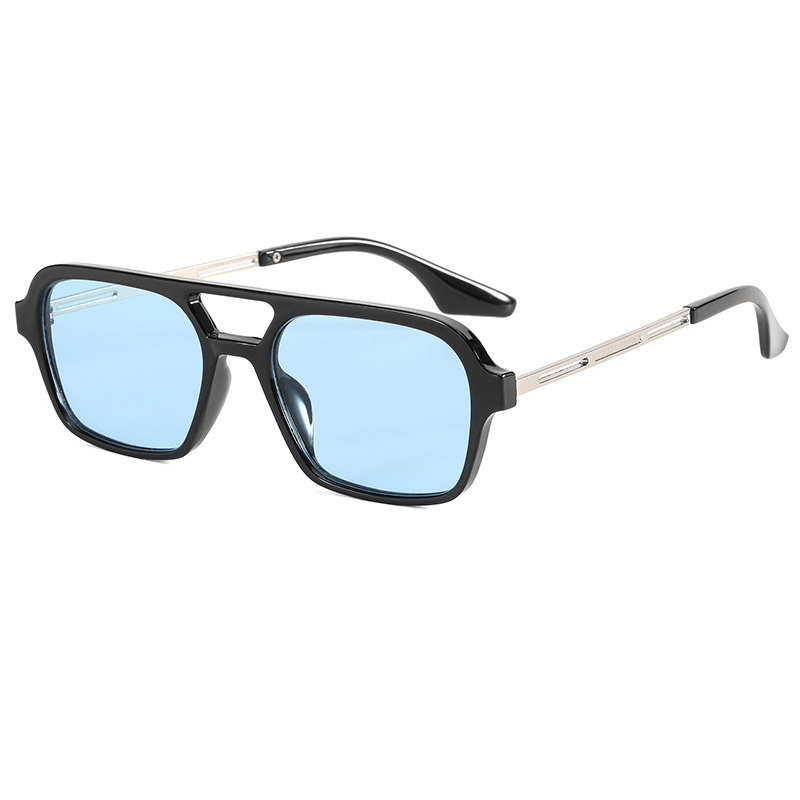 Sunglasses Star with the Same Retro Black Frame Double Beam Plain Glasses