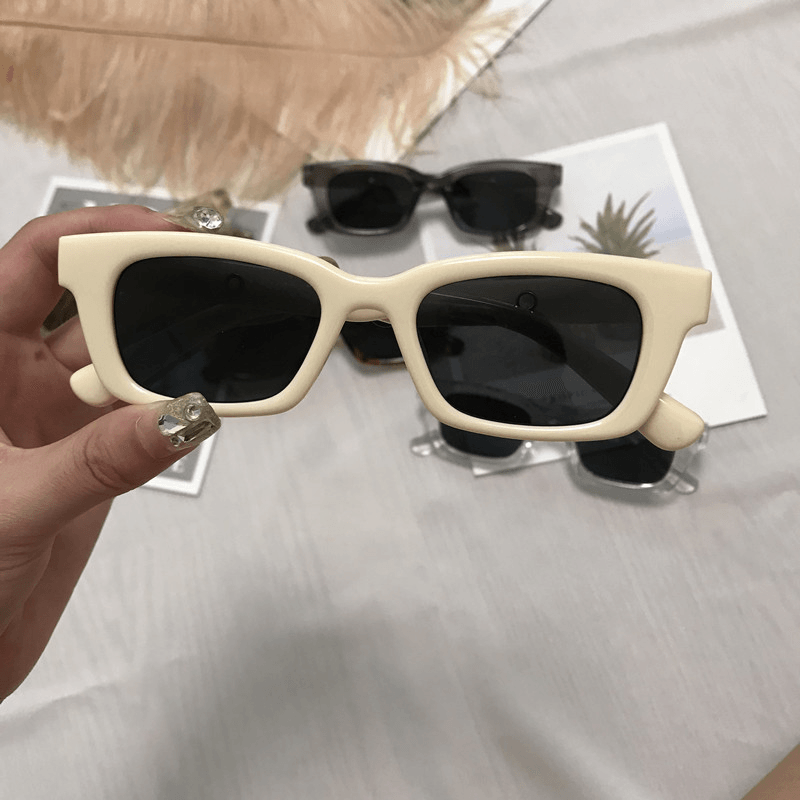 vintage square unisex sunglasses, view 4 - MRSLM