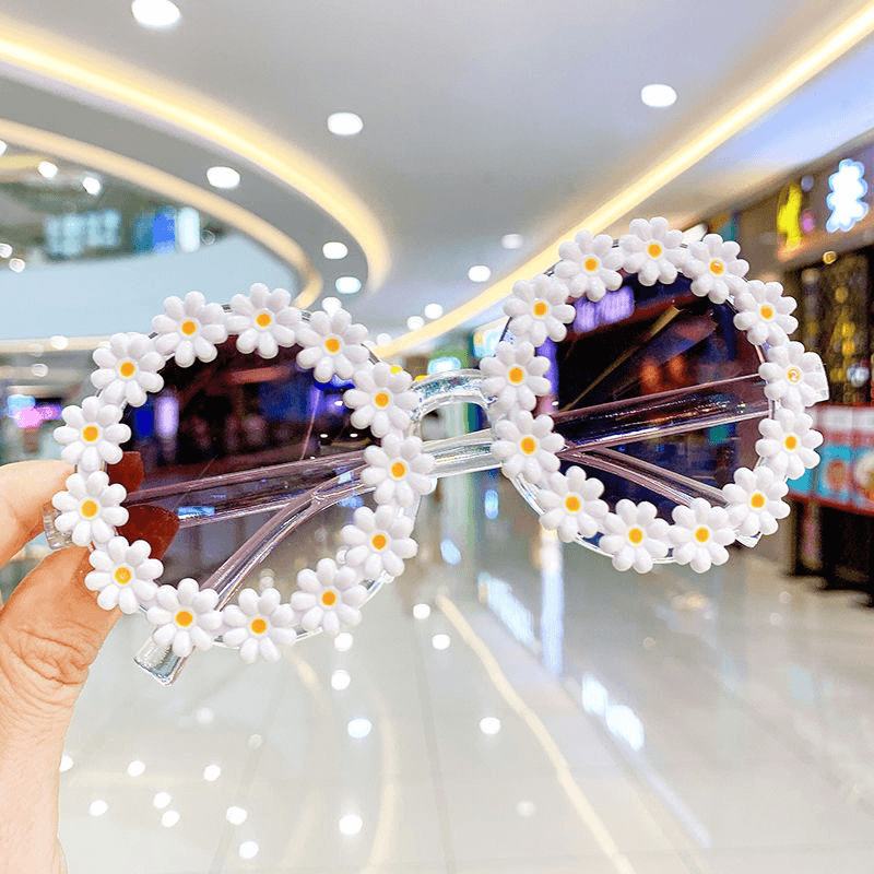 cute flower kids' sunglasses, view 3 - MRSLM