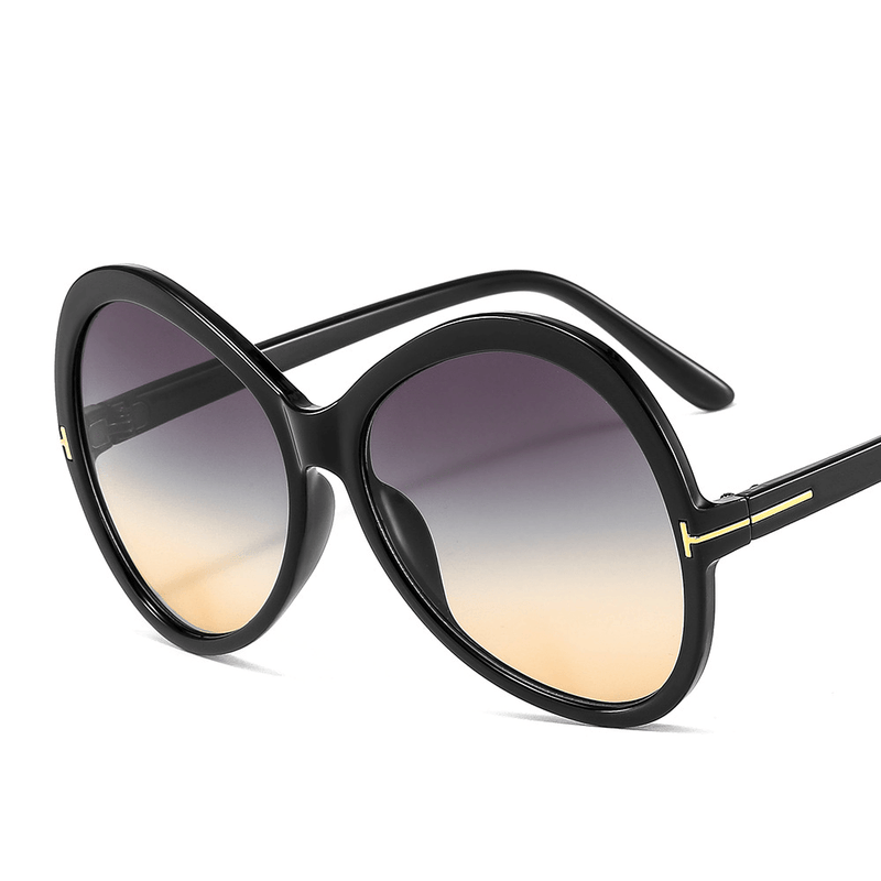 Retro butterfly frame sunglasses, view 4 - MRSLM