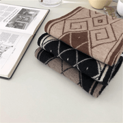 sharp-cornered thick warm knitted scarf, view 2 - MRSLM