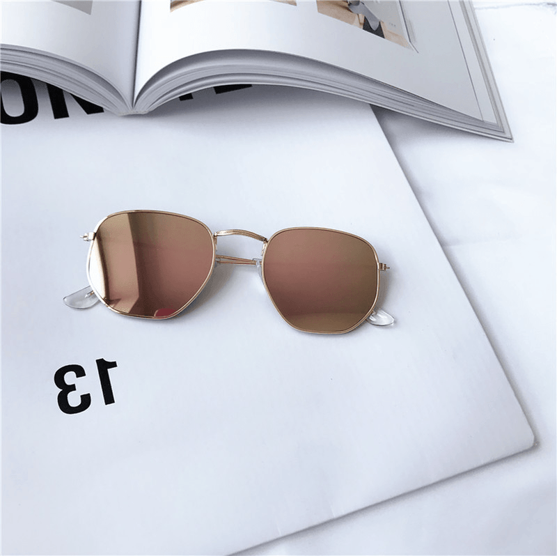 small square vintage sunglasses, view 3 - MRSLM