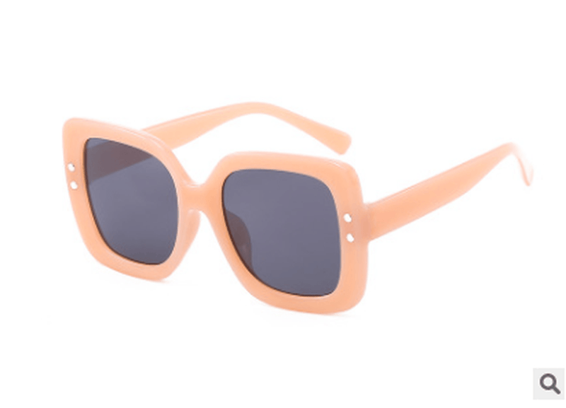 square retro rivet sunglasses, view 7 - MRSLM