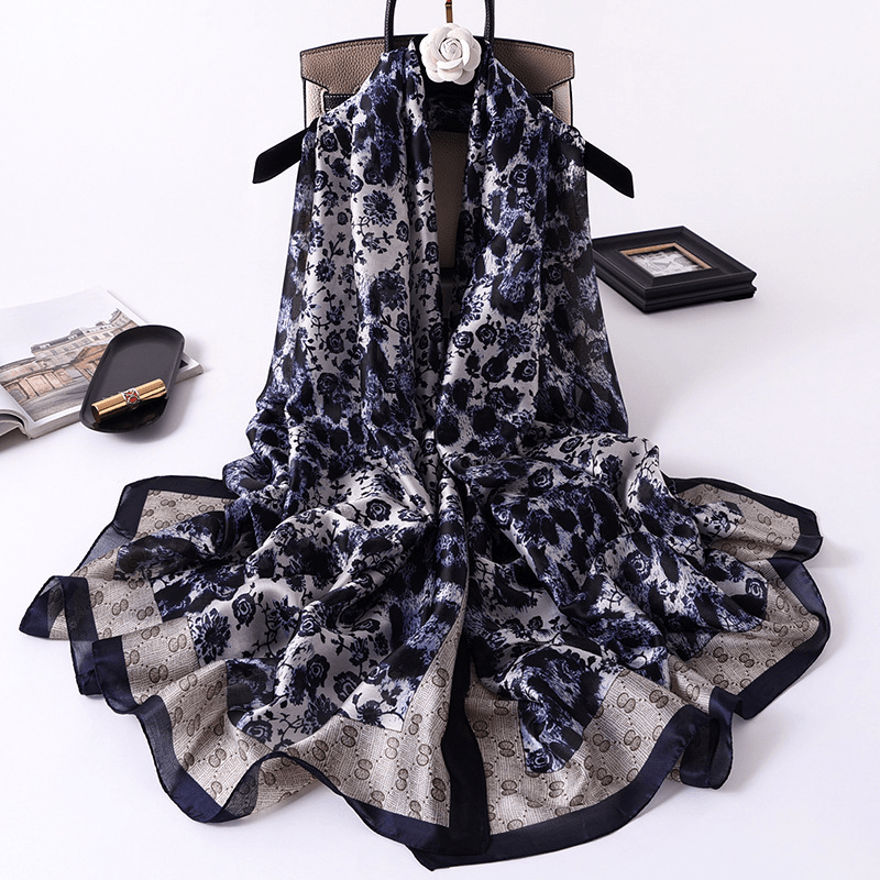 Women's tie-dye shawl, view 8 - MRSLM