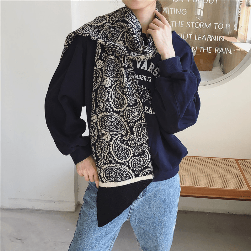 Cashew flower knit scarf, view 3 - MRSLM