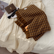 Houndstooth warm scarf, view 2 - MRSLM